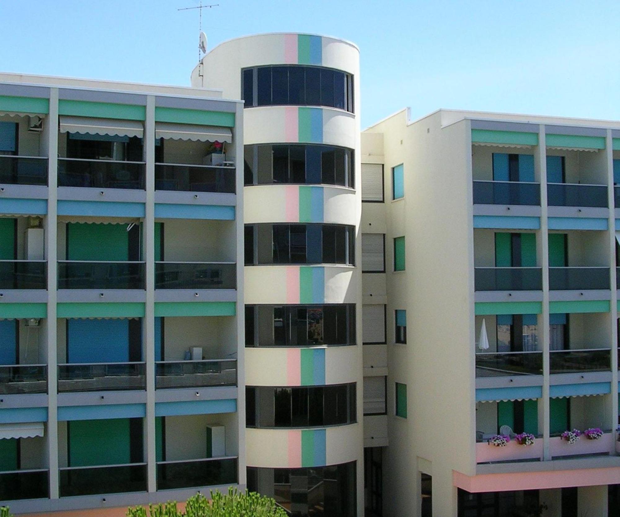 Apartment Seafront With Pool In Bibione